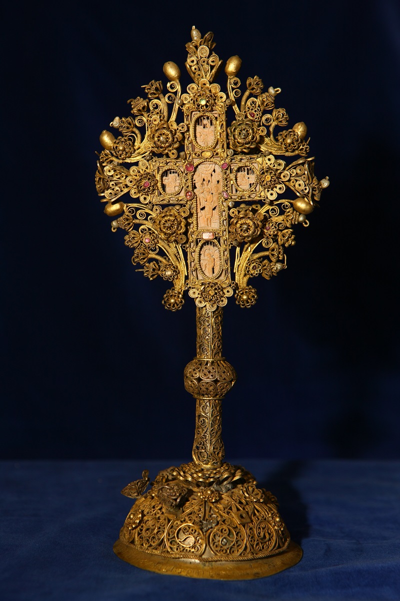 Crucea Tismanei - monument istoric